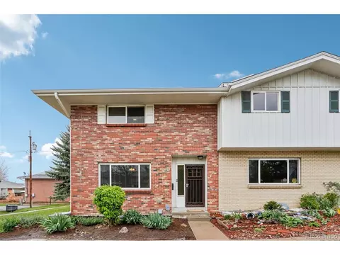 9183 E Oxford Dr, Denver, CO 80237