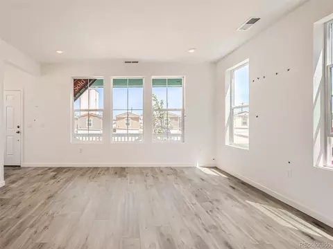 460 Kiowa Ave, Bennett, CO 80102 photo 8