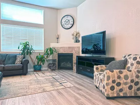 871 Sunlight Peak Dr, Severance, CO 80550 photo 2