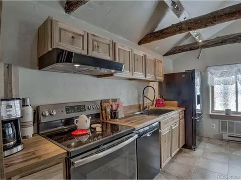 Kitchen - 46 Singleton Rd, Alma, CO 80420 photo 5 of 6