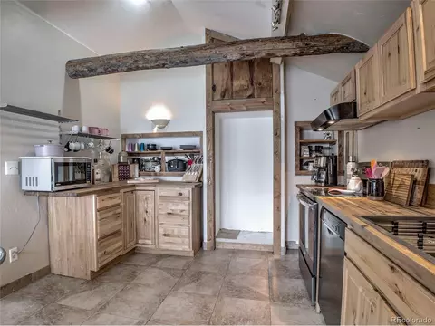 Kitchen - 46 Singleton Rd, Alma, CO 80420 photo 2 of 6