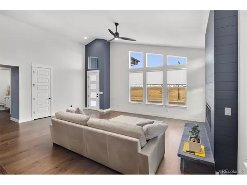 9758 E 57th Ave, Denver, CO 80238 photo 7