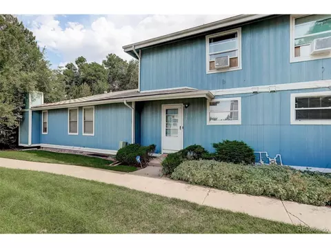 11571 E Cedar Ave, Aurora, CO 80012 photo 2