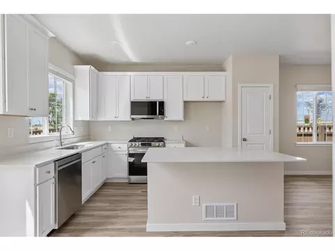 Kitchen - 22739 E 47th Dr, Aurora, CO 80019 photo 5 of 5