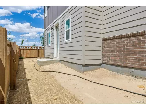 Exterior - 22739 E 47th Dr, Aurora, CO 80019 photo 4 of 4