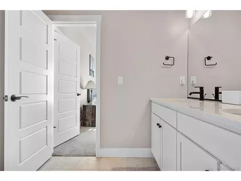 9651 E 61st Pl, Denver, CO 80238 photo 27