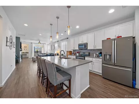 26984 E Archer Ave, Aurora, CO 80018 photo 3