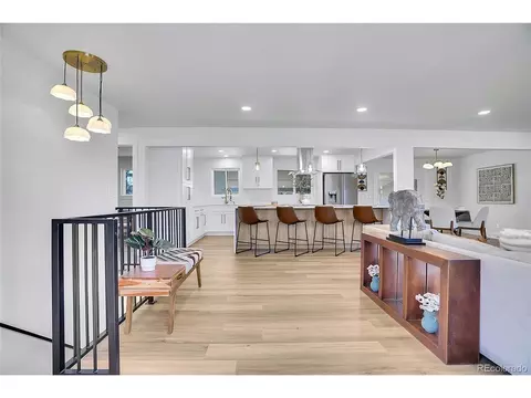 6909 S Clermont St, Centennial, CO 80122
