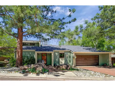 26 Sandra Ln, Manitou Springs, CO 80829