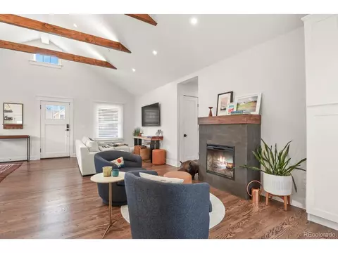 Living - Undisclosed, Boulder, CO 80302 photo 2 of 3