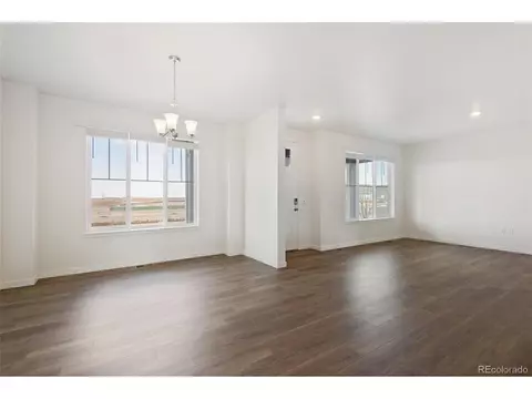 22313 E 6th Pl, Aurora, CO 80018 photo 3