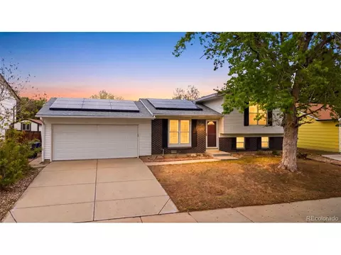 8545 W Dartmouth Pl, Lakewood, CO 80227