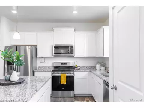 45848 Silverdrop Ave, Bennett, CO 80102 photo 10
