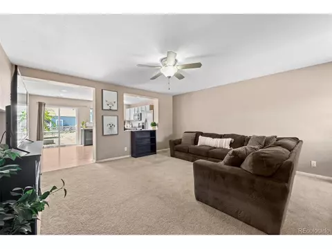 2218 E 111th Dr, Northglenn, CO 80233 photo 5