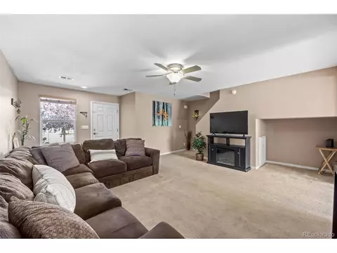 2218 E 111th Dr, Northglenn, CO 80233 photo 4