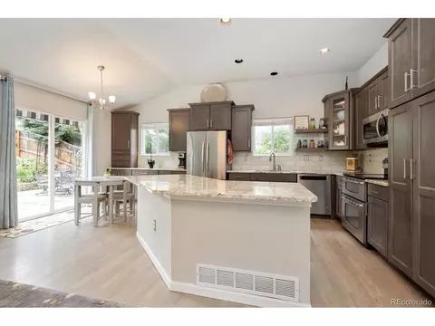13852 W 64th Pl, Arvada, CO 80004 photo 6