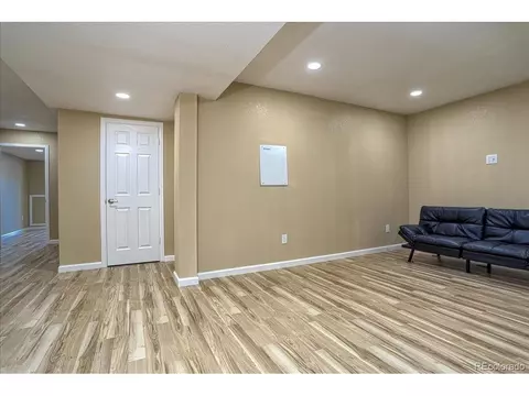 20586 E Lake Dr, Centennial, CO 80016 photo 19