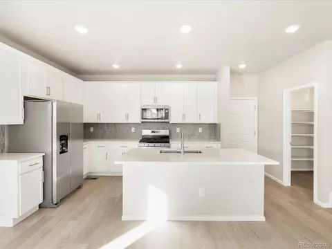 791 N Tempe St, Aurora, CO 80018 photo 7