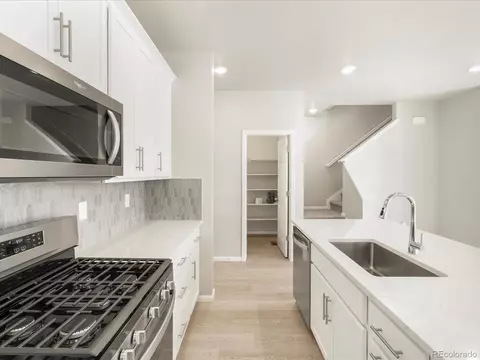 791 N Tempe St, Aurora, CO 80018 photo 11