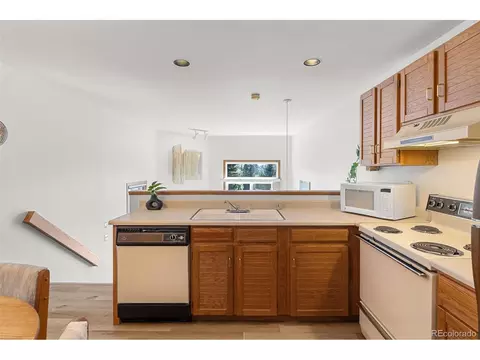 Kitchen - 10000 Ryan Gulch Rd #G106, Silverthorne, CO 80498 photo 3 of 3