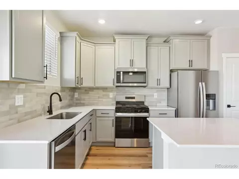 Kitchen - 17883 E 94th Pl, Commerce City, CO 80022 photo 2 of 3