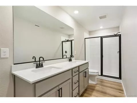 Bath - 17883 E 94th Pl, Commerce City, CO 80022 photo 1 of 1