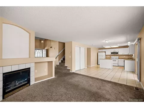 14926 E 52nd Ave, Denver, CO 80239 photo 5