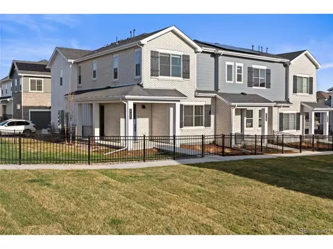 27492 E 1st Ave, Aurora, CO 80018