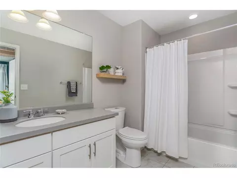 10199 E 25th Dr, Aurora, CO 80010 photo 15