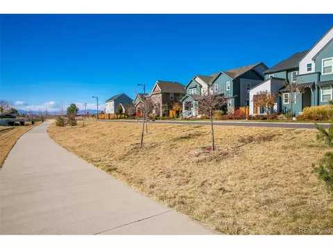 10199 E 25th Dr, Aurora, CO 80010 photo 32