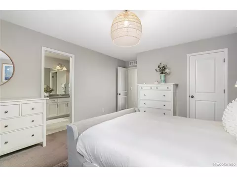 10199 E 25th Dr, Aurora, CO 80010 photo 19