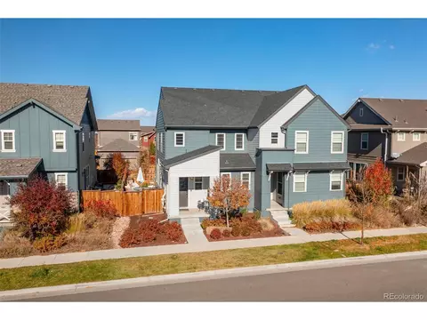 10199 E 25th Dr, Aurora, CO 80010 photo 2