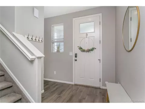 10199 E 25th Dr, Aurora, CO 80010 photo 3