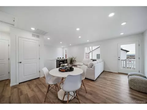 46541 Avery Ln, Bennett, CO 80102 photo 3