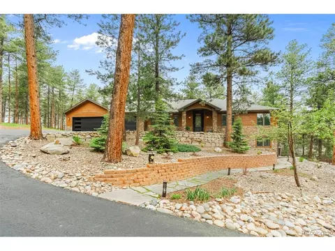 7597 Molas Ct, Larkspur, CO 80118