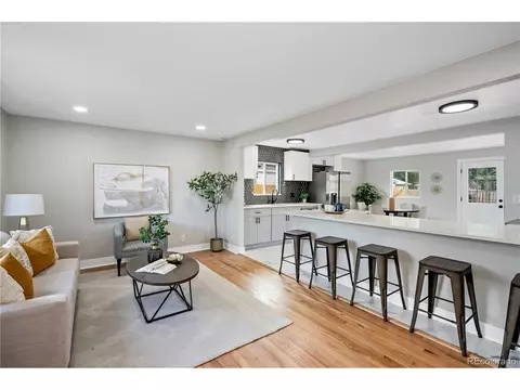 1125 Moline St, Aurora, CO 80010