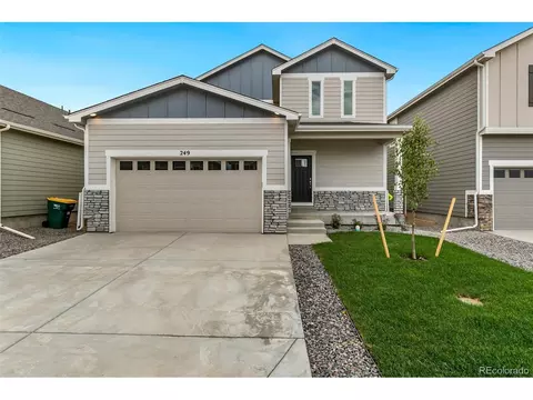 725 Anderson St, Lochbuie, CO 80603
