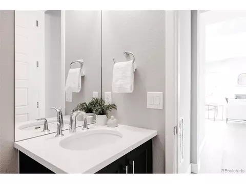 9440 E 59th Pl, Denver, CO 80238 photo 14