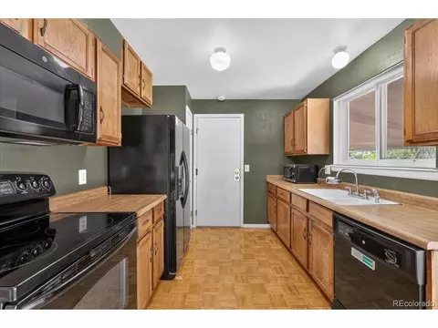 Kitchen - 18004 E Atlantic Dr, Aurora, CO 80013 photo 1 of 1