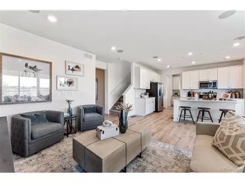 23857 E 35th Ave, Aurora, CO 80019 photo 10