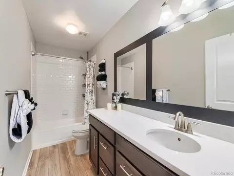 Bath - 1945 E 150th Pl, Brighton, CO 80602 photo 4 of 5