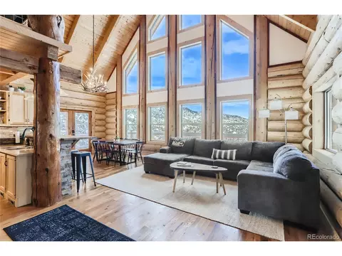 330 Kiowa Rd, Lyons, CO 80540