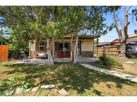 5481 Leyden St, Commerce City, CO 80022