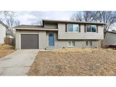 1217 Commanchero Dr, Colorado Springs, CO 80915