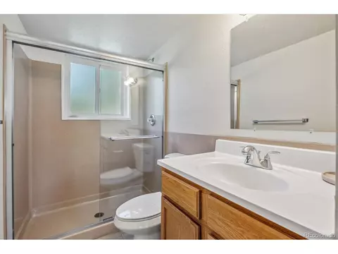 5084 Utopia Ct, Denver, CO 80239 photo 28