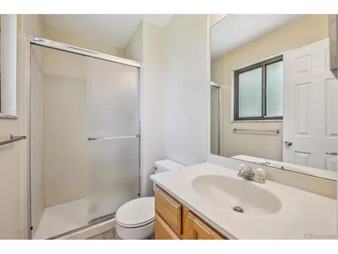 5084 Utopia Ct, Denver, CO 80239 photo 21