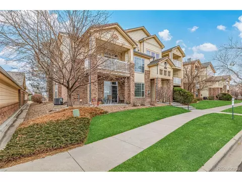 5726 N Genoa Way #301, Aurora, CO 80019