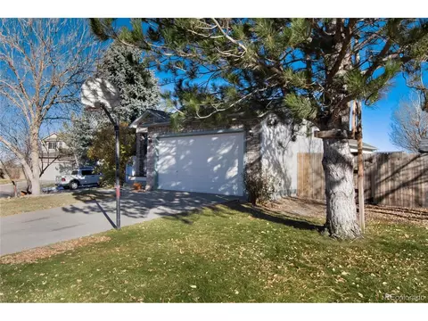 22381 E Oberlin Dr, Aurora, CO 80018 photo 2