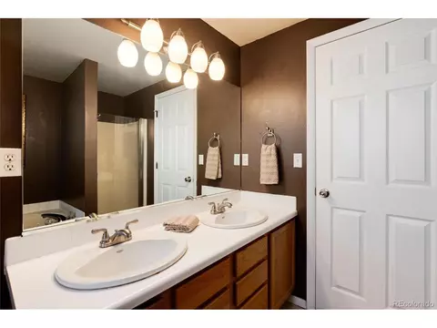 22381 E Oberlin Dr, Aurora, CO 80018 photo 24