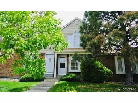 4606 S Dillon Ct #E, Aurora, CO 80015 photo 1